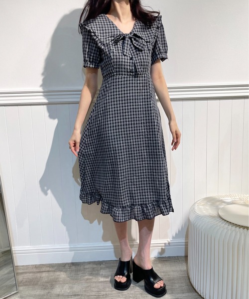 LA POMME petit(ラポミ・プチ)の「セーラーカラーギンガムチェックワンピース Sailor Collar Check One Piece(ワンピース・レディース・ブラック系その他・SMALL/MEDIUM)」の3枚目の写真