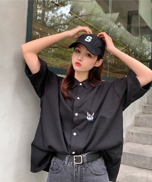 MGV(エムジーヴィー)の「ワンポイントキャットシャツ(シャツ/ブラウス・レディース・ホワイト/ブラック・MEDIUM/LARGE/X-LARGE)」の10枚目の写真
