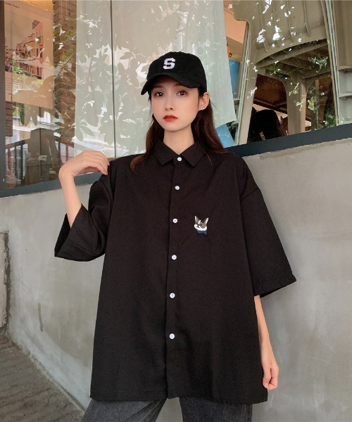 MGV(エムジーヴィー)の「ワンポイントキャットシャツ(シャツ/ブラウス・レディース・ホワイト/ブラック・MEDIUM/LARGE/X-LARGE)」の6枚目の写真