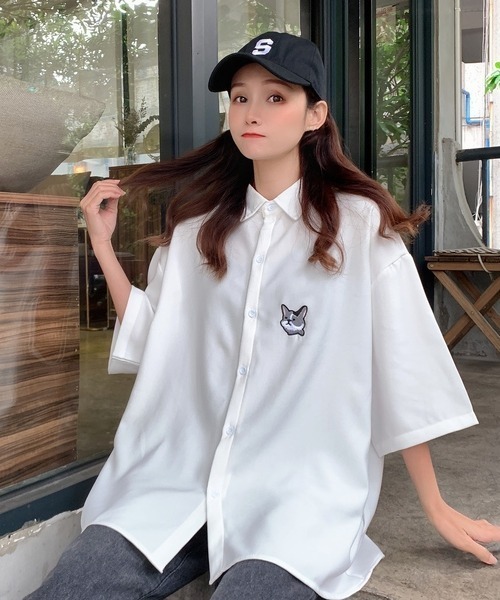 MGV(エムジーヴィー)の「ワンポイントキャットシャツ(シャツ/ブラウス・レディース・ホワイト/ブラック・MEDIUM/LARGE/X-LARGE)」の7枚目の写真