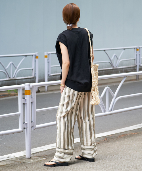 plage(プラージュ)の「V/N VEST スウェット(スウェット・レディース・ベージュ/ブラック・FREE)」の11枚目の写真