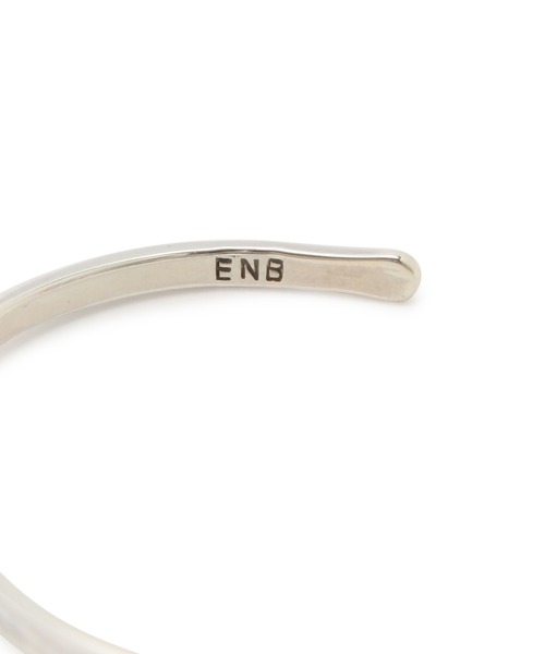 SALON adam et rope'（サロン アダム エ ロペ）の「【ERICKA NICOLAS BEGAY】ナバホフレンドシップバングル（バングル/リストバンド・レディース・シルバー・FREE）」の11枚目の写真