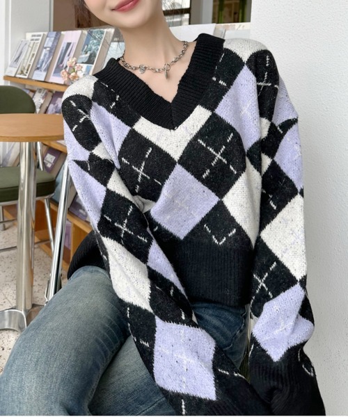 セール】Vネック アーガイル柄 ショート丈 ニット（ニット