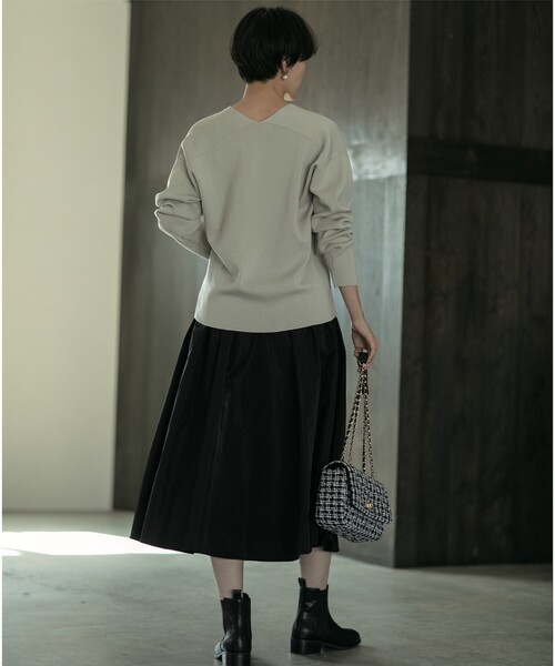 OPAQUE.CLIP（オペークドットクリップ）の「◆≪エマール検証済≫シルキーウールMIX Vネックニット【洗濯機洗い可】（ニット/セーター・レディース・ピンク系/ブラック/ライトグレー/ブルー/ブラウン系その他/チャコールグレー・38/40/36/42）」の15枚目の写真