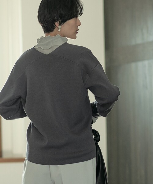 OPAQUE.CLIP（オペークドットクリップ）の「◆≪エマール検証済≫シルキーウールMIX Vネックニット【洗濯機洗い可】（ニット/セーター・レディース・ピンク系/ブラック/ライトグレー/ブルー/ブラウン系その他/チャコールグレー・38/40/36/42）」の20枚目の写真