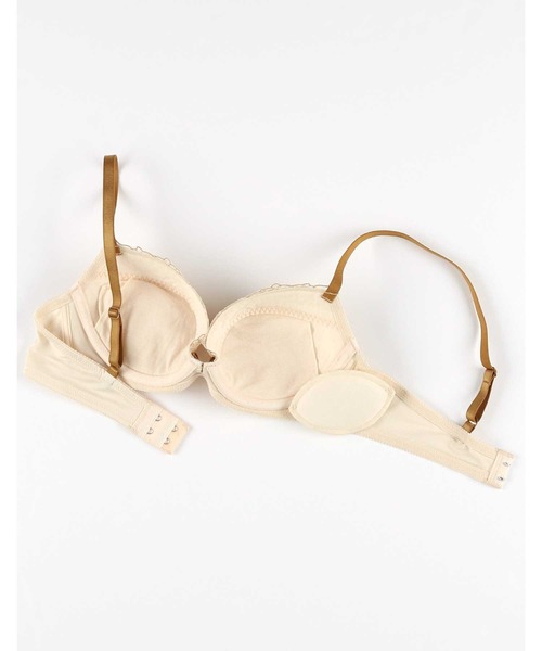 AMPHI（アンフィ）の「【まる胸メイク】ブラ&ショーツセット（ブラ&ショーツ・レディース・ホワイト×ブルー/クリアレッド/ベージュ・B65/C65/C70/C75/D65/D70/D75/E65/E70/E75/B70/B75）」の12枚目の写真