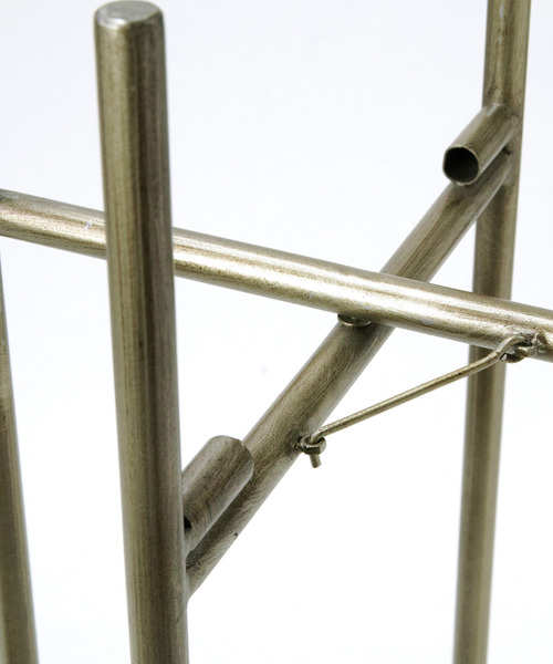 SPICE OF LIFE（スパイス オブ ライフ）の「コンテンポ アイアンスタンド付きパンチングメタルポット Lサイズ（フラワーベース・レディース・ゴールド系・ONE SIZE）」の8枚目の写真