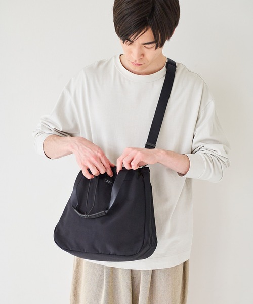 STANDARD SUPPLY(スタンダードサプライ)の「スタンダードサプライ / SIMPLICITY シンプリシティ / 2WAY DRAWSTRING TOTE 2ウェイドローストリングトート(トートバッグ・レディース・モカ/チャコールグレー/グレー/ブルー/ブラック/サンドベージュ/ダークネイビー/グリーン/ダークパープル・FREE)」の12枚目の写真