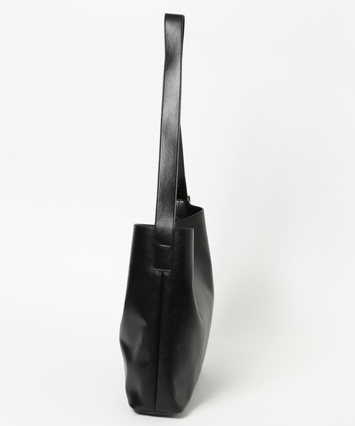 GLOBAL WORK(グローバルワーク)の「ソフトA4/PUワンショルダー/974118(ショルダーバッグ・レディース・アイボリー/ブラック/ブラウン・FREE)」の14枚目の写真