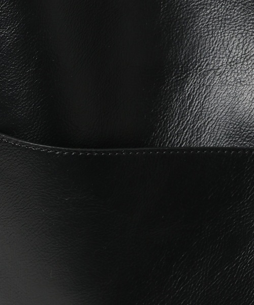 GLOBAL WORK(グローバルワーク)の「ソフトA4/PUワンショルダー/974118(ショルダーバッグ・レディース・アイボリー/ブラック/ブラウン・FREE)」の18枚目の写真