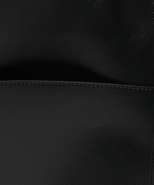 GLOBAL WORK(グローバルワーク)の「ソフトA4/PUワンショルダー/974118(ショルダーバッグ・レディース・アイボリー/ブラック/ブラウン・FREE)」の22枚目の写真