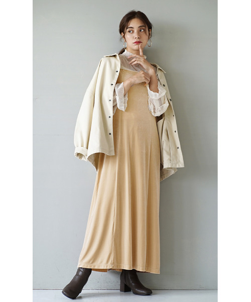 e-zakkamania stores（イーザッカマニアストアーズ）の「［マルチウェイ］ベロア キャミワンピース（ワンピース・レディース・ブラック/ベージュ・フリー）」の4枚目の写真