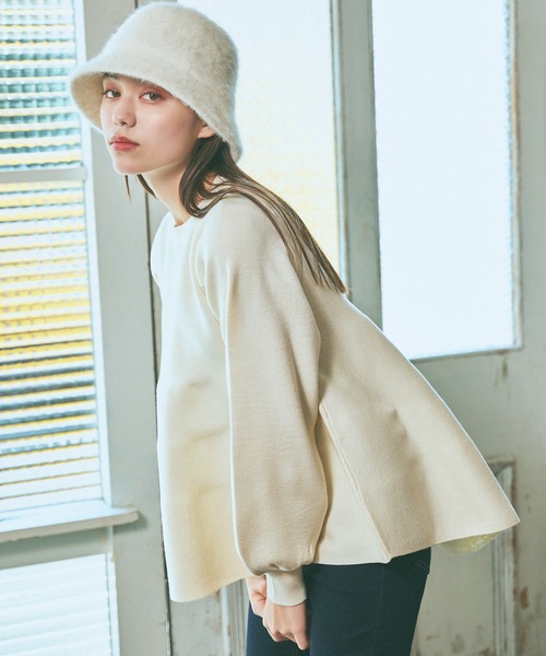 mysty woman（ミスティウーマン）の「ペプラムチュニックプルオーバー　990904（ニット/セーター・レディース・ライトベージュ/パープル/オフホワイト/ライトグリーン・FREE）」の6枚目の写真