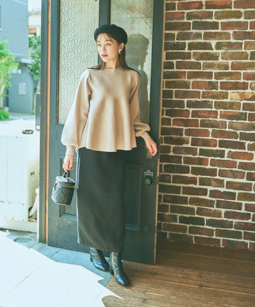 mysty woman（ミスティウーマン）の「ペプラムチュニックプルオーバー　990904（ニット/セーター・レディース・ライトベージュ/パープル/オフホワイト/ライトグリーン・FREE）」の7枚目の写真