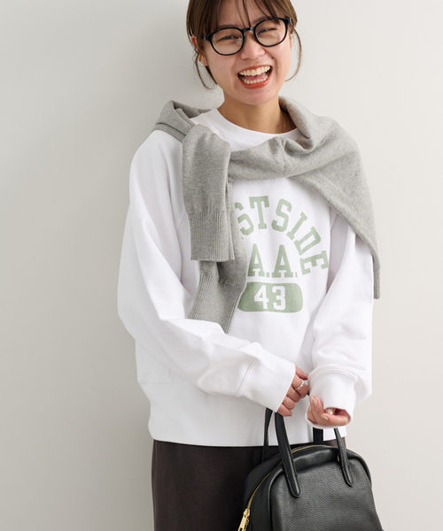 Champion（チャンピオン）の「別注【Champion/チャンピオン】*RELUME C/N SWEAT：スウェット（スウェット・レディース・ホワイト/グリーン/ホワイト×ホワイト/ブラック系その他・MEDIUM）」の2枚目の写真