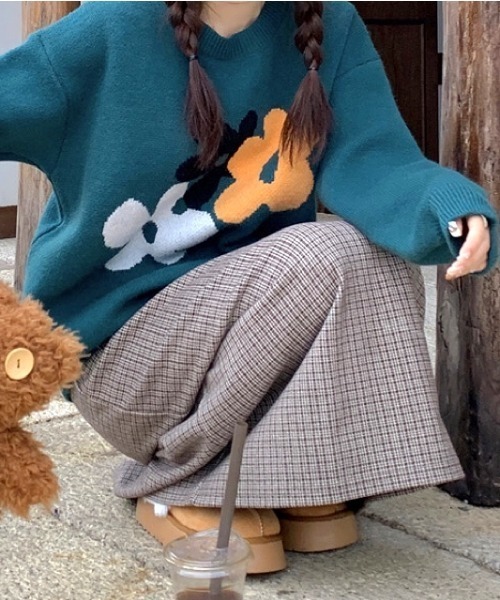SHEENA(シーナ)の「花柄ジャガードニットトップス(ニット/セーター・レディース・ブラック/ダークグリーン・M)」の15枚目の写真