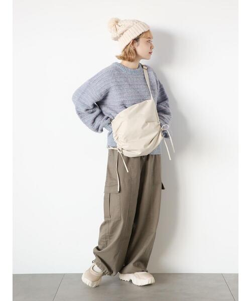 ehka sopo（エヘカソポ）の「ポンポン付ニットキャップ（ハット・レディース・チャコールグレー/レッド/キナリ・F）」の15枚目の写真