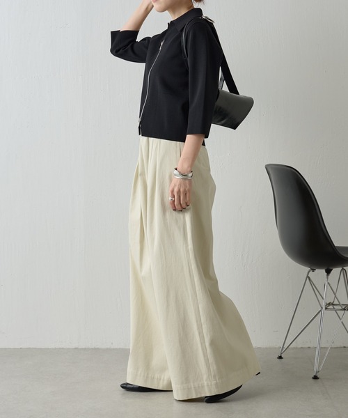 COLLAGE GALLARDAGALANTE(コラージュガリャルダガランテ)の「【OT】チェーン付きワイドパンツ(チノパンツ・レディース・ネイビー/ライトグリーン・1/0)」の8枚目の写真