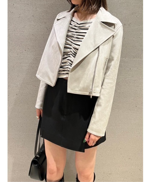 SNIDEL（スナイデル）の「ライダースジャケット（ライダースジャケット・レディース・ライトグレー/ブラック・0/1）」の4枚目の写真