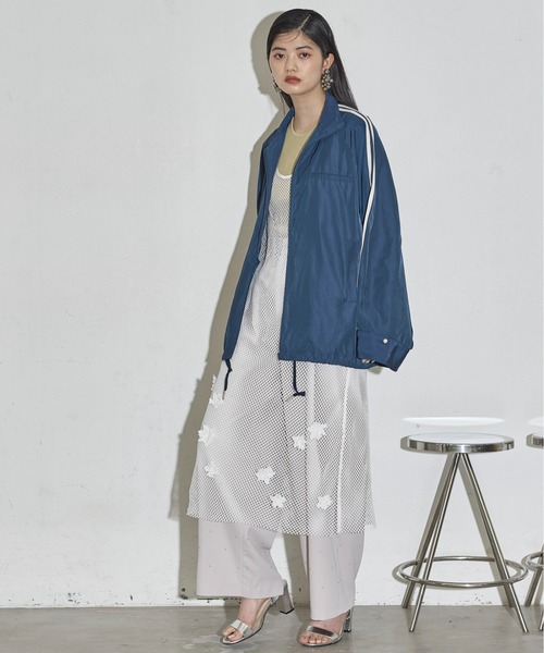 THE YOn（ザヨン）の「フラワーモチーフメッシュシアーキャミワンピース（ワンピース・レディース・ホワイト/ブラック・FREE）」の15枚目の写真