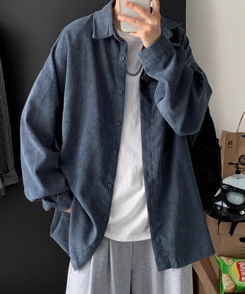 almo(アルモ)の「オーバーサイズコーデュロイドロップショルダー長袖シャツ(NEZ)(シャツ/ブラウス・レディース・ベージュ/グレー/ブルー・FREE)」の2枚目の写真