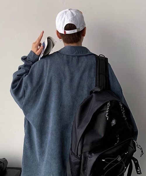 almo(アルモ)の「オーバーサイズコーデュロイドロップショルダー長袖シャツ(NEZ)(シャツ/ブラウス・レディース・ベージュ/グレー/ブルー・FREE)」の11枚目の写真