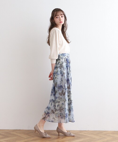 couture brooch（クチュールブローチ）の「◆【たっぷりフェイクパールで存在感◎】フェイクパール付きスプリングニット（ニット/セーター・レディース・ブラック/ライトグレー/オフホワイト・42/38）」の5枚目の写真