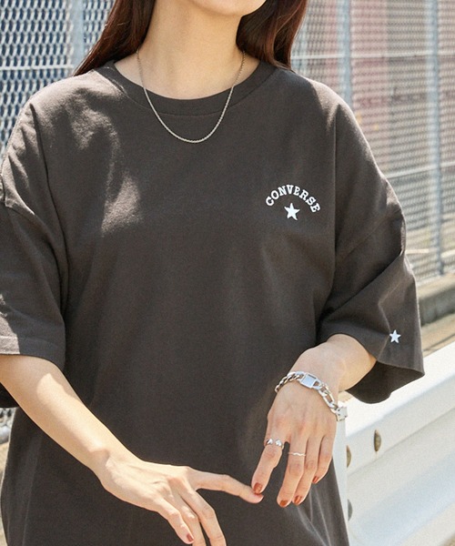 CONVERSE（コンバース）の「CONVERSE/コンバース Watanabe Yui デザイン イラストバックプリント ワンポイント刺繍 ヴィンテージライク オーバーサイズ半袖Tシャツ（Tシャツ/カットソー・レディース・オフホワイト/ブラック系/スミクロ/ホワイト系・M）」の14枚目の写真