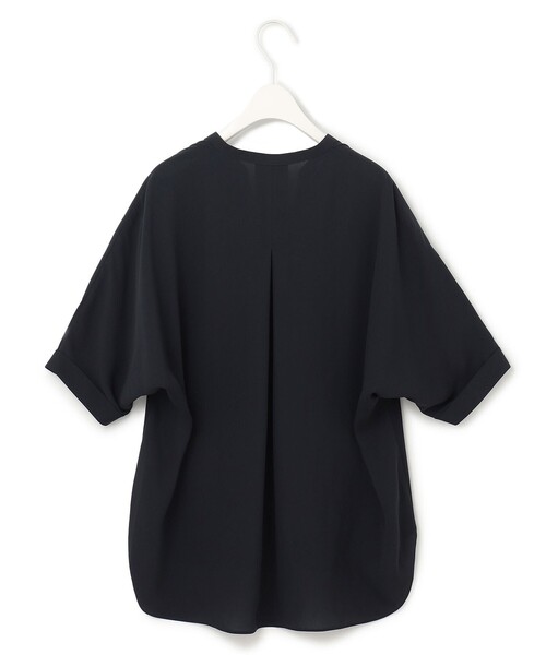ICB(アイシービー)の「BackSatinAmunzen 5分袖 キーネックブラウス(シャツ/ブラウス・レディース・アイボリー系/ネイビー系・X-SMALL/SMALL/MEDIUM)」の14枚目の写真
