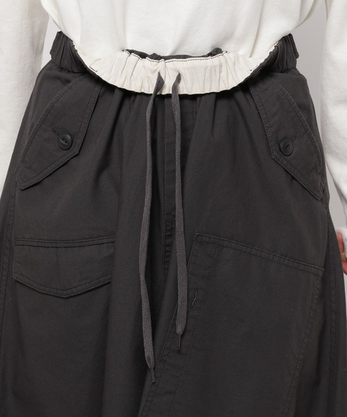 niko and...（ニコアンド）の「ミリタリーフレアスカート（スカート・レディース・カーキ/ブルー/チャコール/ブラウン・MEDIUM/LARGE）」の20枚目の写真