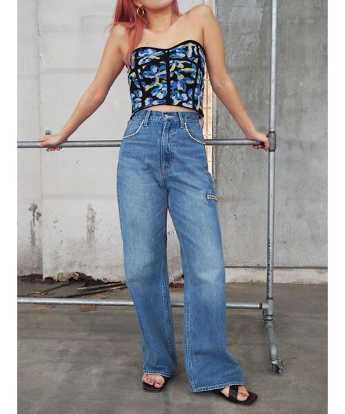 EVRIS(エヴリス)の「ビジューカッティングデニムパンツ(デニムパンツ・レディース・ブルー/ブラック・SMALL/MEDIUM)」の13枚目の写真