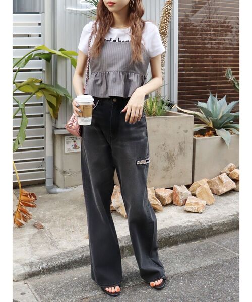 EVRIS(エヴリス)の「ビジューカッティングデニムパンツ(デニムパンツ・レディース・ブルー/ブラック・SMALL/MEDIUM)」の19枚目の写真