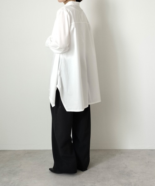 Virca(ヴィルカ)の「ハンカチーフヘムブラウス(シャツ/ブラウス・レディース・オフホワイト/ストライプ/ネイビー・38)」の15枚目の写真