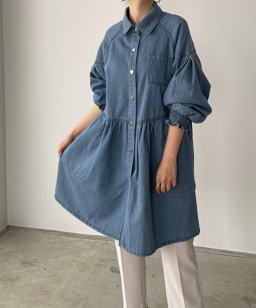 antic rag(アンティックラグ)の「ハートボタンペプラムデニムシャツ(シャツ/ブラウス・レディース・ブルー/ライトブルー/ブラック・FREE)」の20枚目の写真