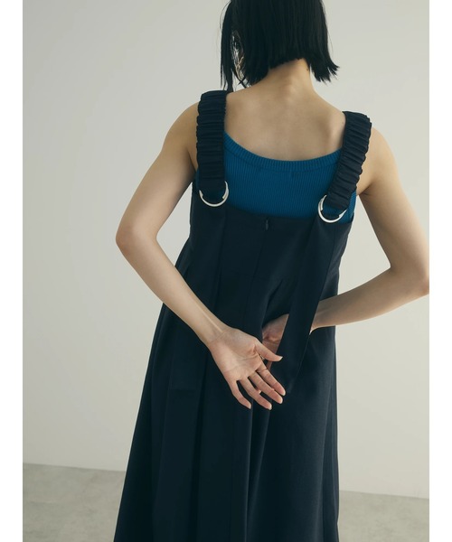 armonia(アルモニーア)の「a.ギャザーストラップワンピース(ワンピース・レディース・ネイビー/ブラウン・FREE)」の4枚目の写真