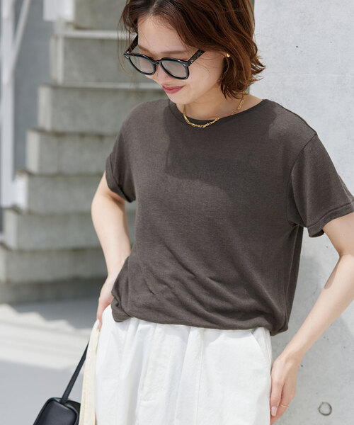 SLOBE IENA(スローブイエナ)の「《追加》スラブ5分袖TEE(Tシャツ/カットソー・レディース・スカイブルー/ピンク系その他/チャコールグレー/ホワイト・FREE)」の3枚目の写真