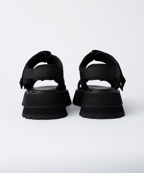 cussil(クシル)の「【cussil/クシル】【+6cm】ワイドトゥヘビーボリュームソールタッチストラップサンダル(サンダル・メンズ・ブラック・44/42/40)」の15枚目の写真