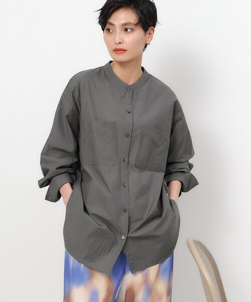 OPAQUE.CLIP（オペークドットクリップ）の「◆ダブルポケットシアーシャツ【洗濯機洗い可】（シャツ/ブラウス・レディース・ライトイエロー系/ライトグリーン/ダークグレー・42/40/38/36）」の5枚目の写真