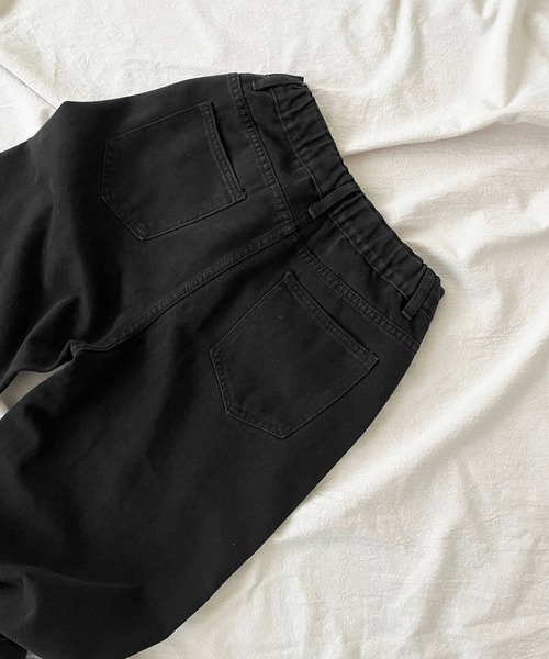Jewelobe(ジュエローブ)の「リボン刺繍ルーズフィットデニムパンツ(デニムパンツ・レディース・ブルー/ブラック・FREE)」の7枚目の写真