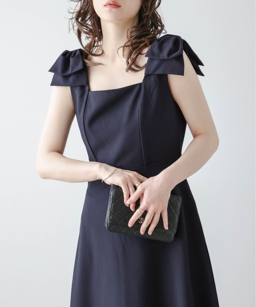 AMELY（エミリー）の「リボンショルダーワンピース（ワンピース・レディース・ベージュ/ネイビー/ブラック・M/L）」の3枚目の写真