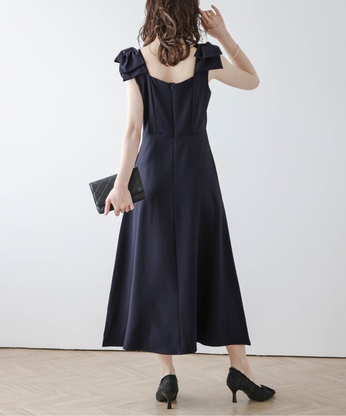 AMELY（エミリー）の「リボンショルダーワンピース（ワンピース・レディース・ベージュ/ネイビー/ブラック・M/L）」の18枚目の写真