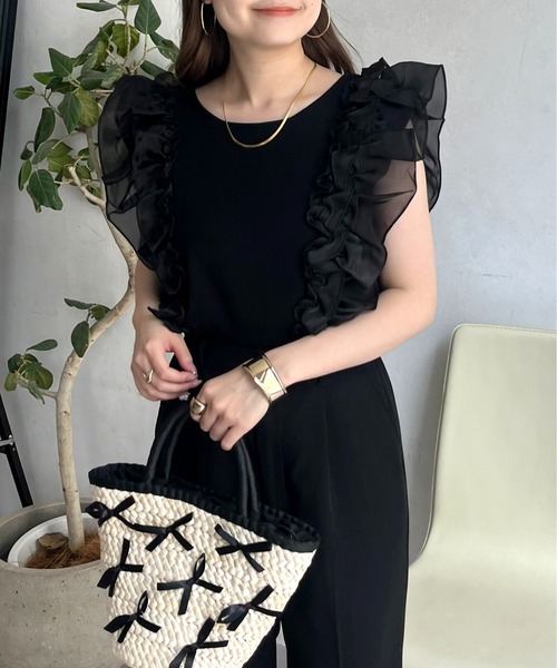 prose verse（プロズヴェール）の「オーガンジーフリルドッキングノースリーブニット（ニット/セーター・レディース・オフホワイト/ブラック・ﾌﾘ-）」の2枚目の写真