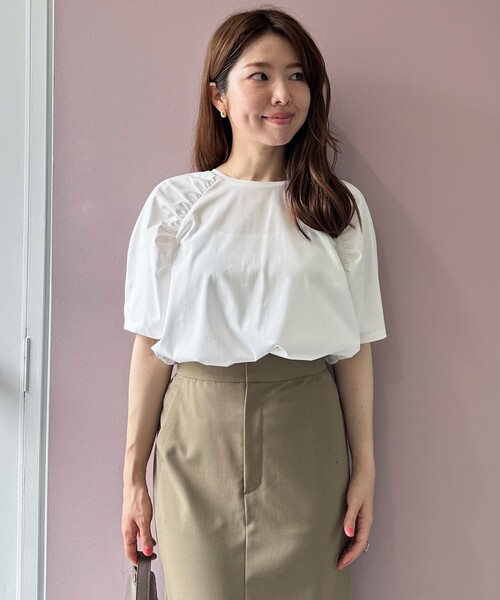 UNFILO(アンフィーロ)の「ショルダーギャザーT(Tシャツ/カットソー・レディース・ブラック系/スカイブルー系/ホワイト系/グレー系・SMALL/MEDIUM/LARGE)」の21枚目の写真