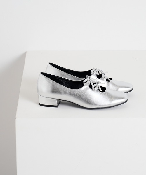 MAISON BREEZE reveur(メゾンブリーズレヴール)の「【MAISON BREEZE reveur】≪新色追加≫double ribbon pumps ダブルリボンパンプス(パンプス・レディース・ブラック/シルバー/レッド/ピンク/ブラウン/レオパード・S/M/LL/L)」の10枚目の写真