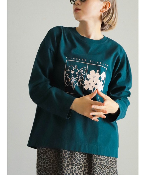 FIL DE FER(フィルデフェール)の「BI-COLOR FLOWERS PT クルーネックTEE(Tシャツ/カットソー・レディース・ホワイト/イエロー/グリーン・FREE)」の1枚目の写真