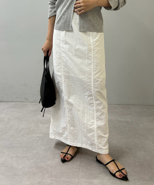 SHENERY（シーナリー）の「ワッシャーナイロンタイトスカート（スカート・レディース・グレー系その他/ホワイト・38/36）」の15枚目の写真