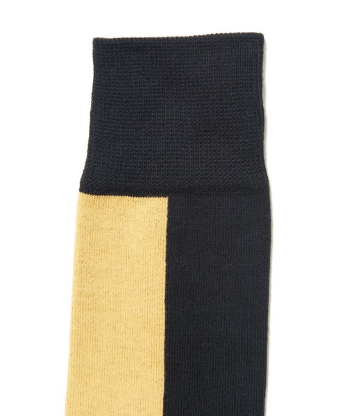 SOPHNET.（ソフネット）の「2TONE SOCKS（ソックス/靴下・メンズ・ブラック/グリーン/イエロー・MEDIUM/LARGE）」の9枚目の写真