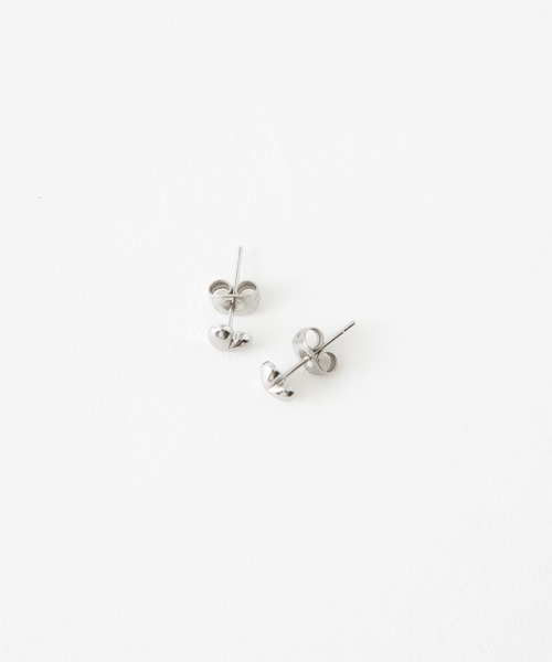Os accessory(オズアクセサリー)の「【金属アレルギー対応】【Os】オズ ハート モチーフ ピアス(ピアス(両耳用)・レディース・シルバー/ゴールド・FREE)」の12枚目の写真