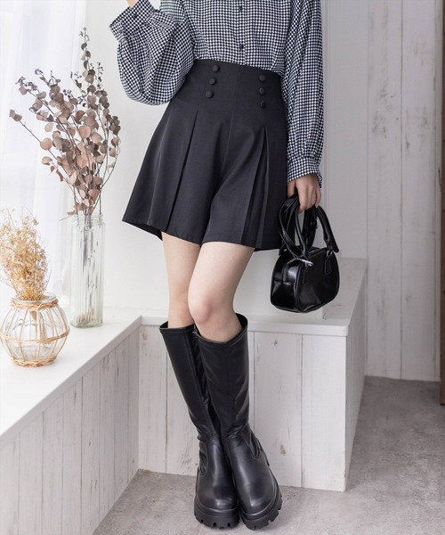 clear（クリア）の「クルミボタンタックショートパンツ [大人 カジュアル 着回し力抜群]≪再入荷≫（その他パンツ・レディース・ピンク系その他/ブラウン/ブラック・F）」の3枚目の写真