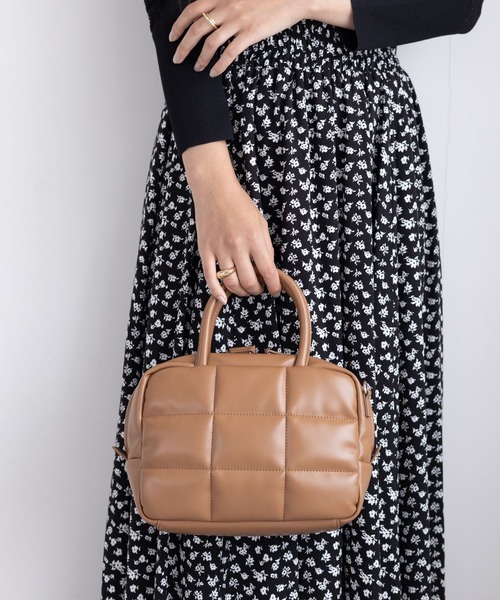 LEPSIM（レプシィム）の「パデットボストンバッグ　135656（ボストンバッグ・レディース・ブラック/アイボリー/ガンメタ/ブラウン・ONE SIZE）」の14枚目の写真